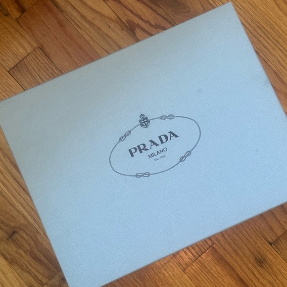 Prada Women’s 6.5 Calzature Donna Spazzolato - Picture 10 of 10